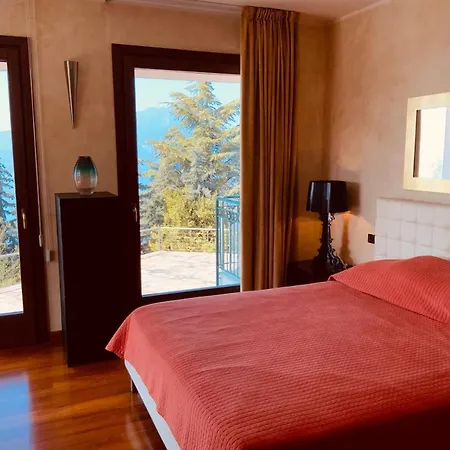 Acero Villa